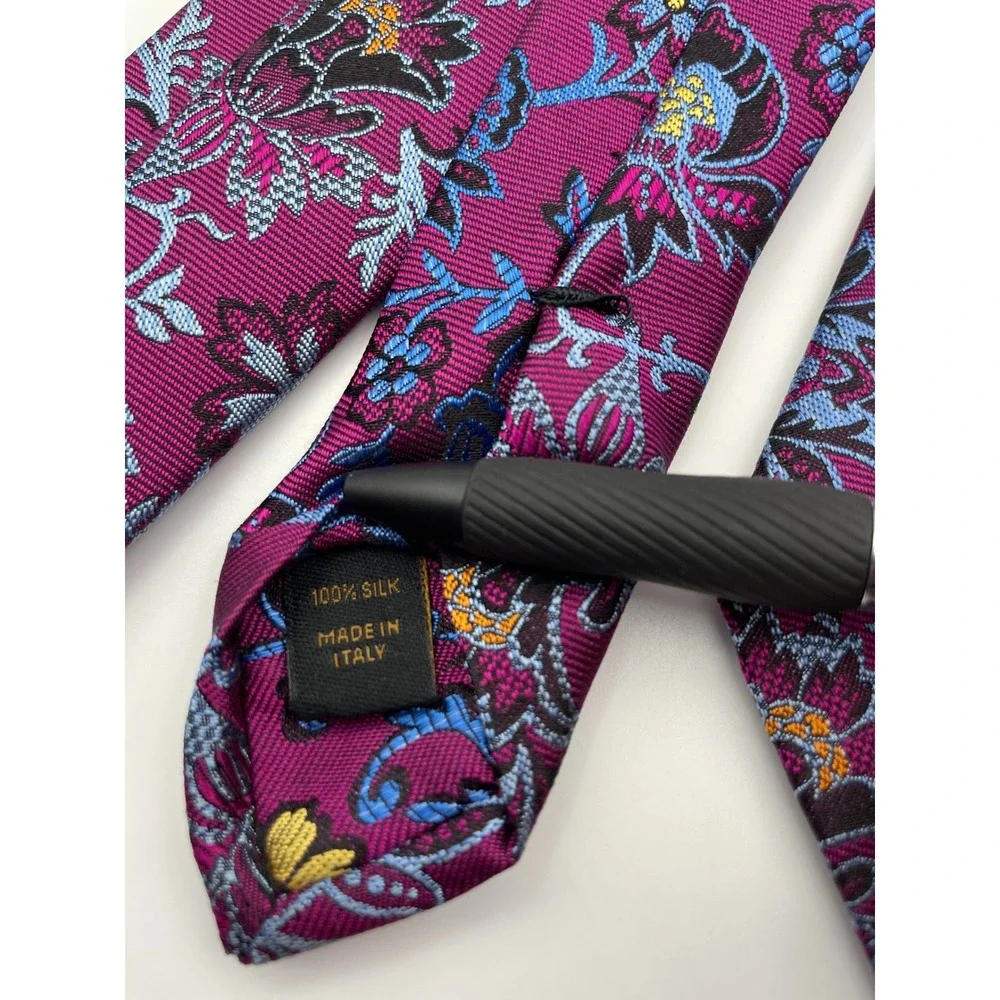 Jos A Bank Reserve Collection Silk Tie Magenta Blue Floral Paisley Made in Italy - Picture 3 of 4